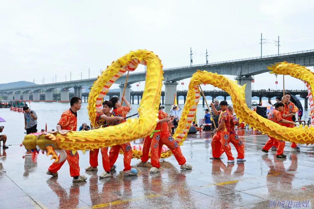 舞龙.jpg